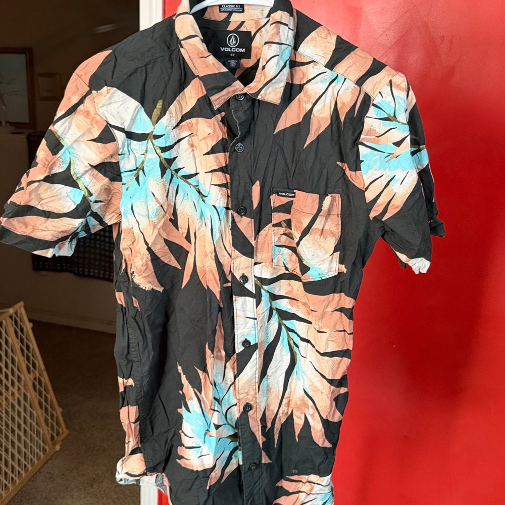 Men's Print Shirt Sz S- Black, Orange, and Blue Nwot. - Picture 5 of 5